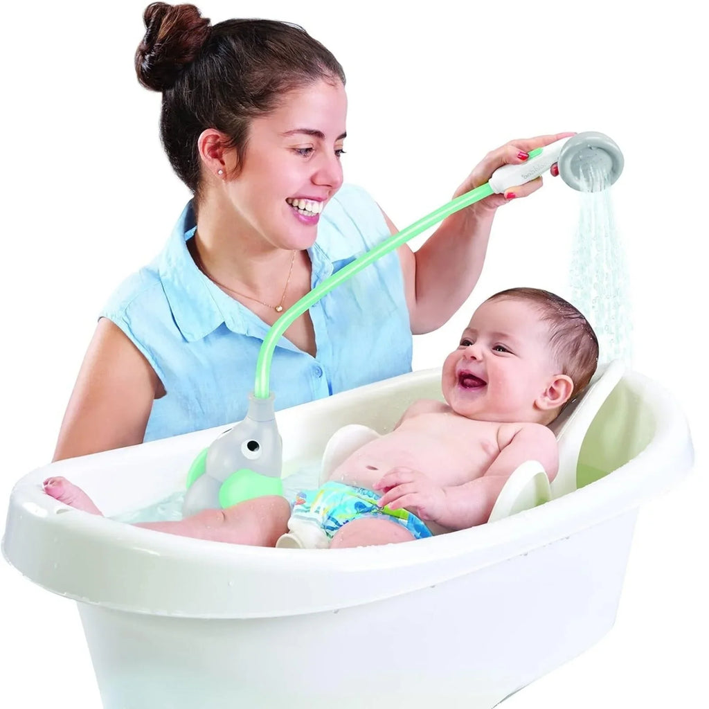 Newborn baby bath toy gentle water flow
