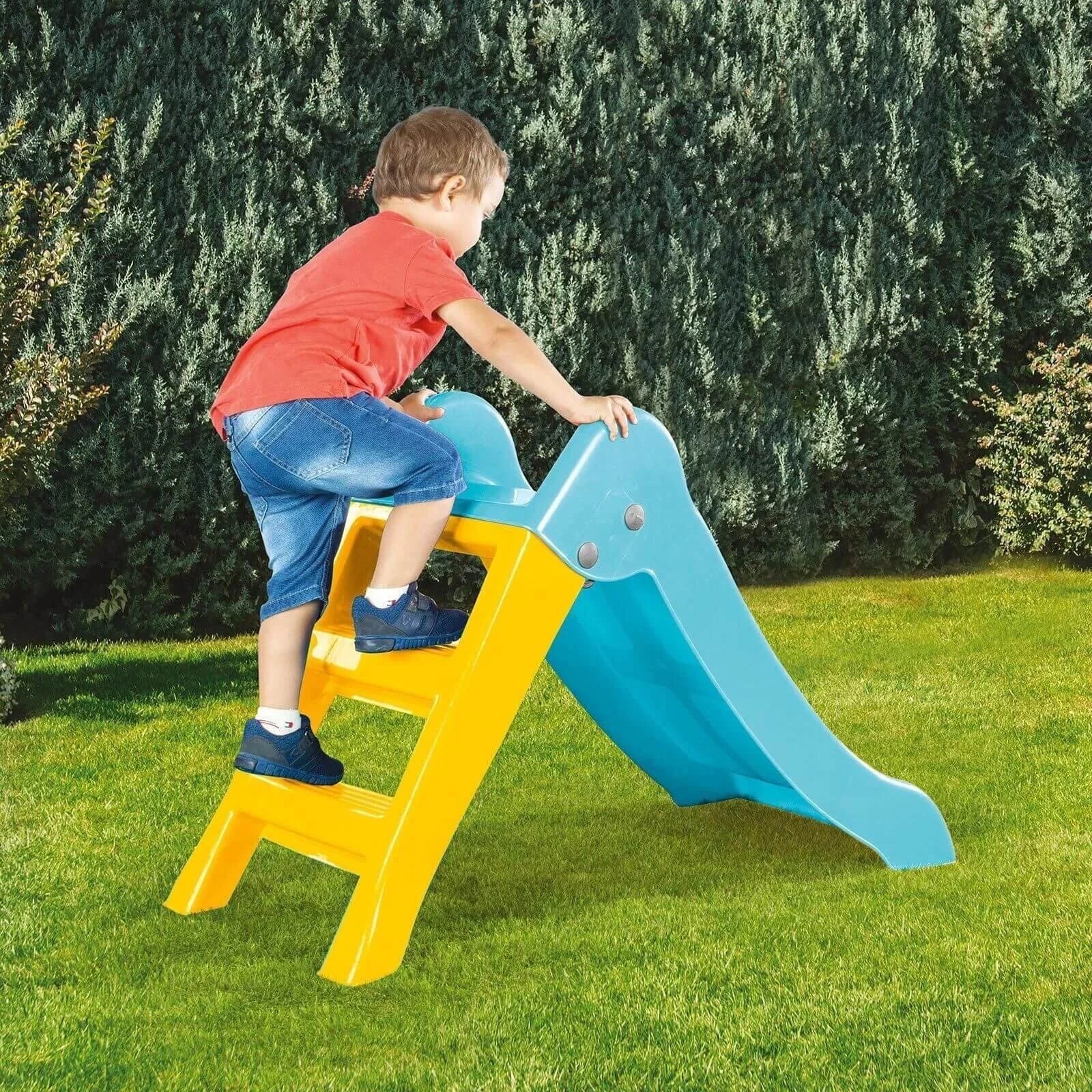 Lightweight and portable toddler slide